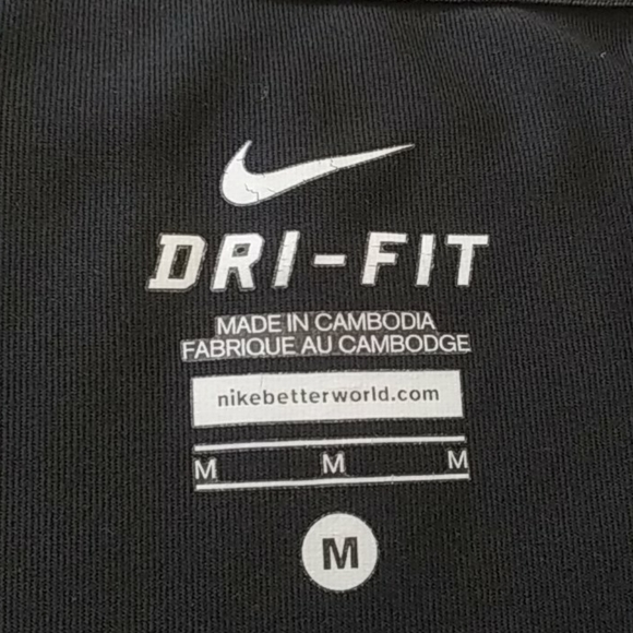 Nike Top. - Picture 5 of 7